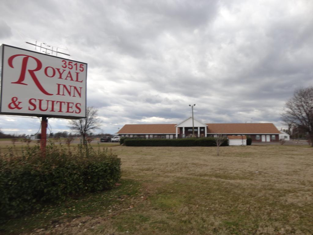 Royal Inn & Suites Туника Экстерьер фото