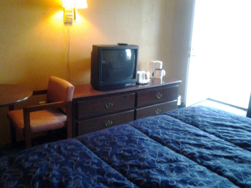 Royal Inn & Suites Туника Номер фото