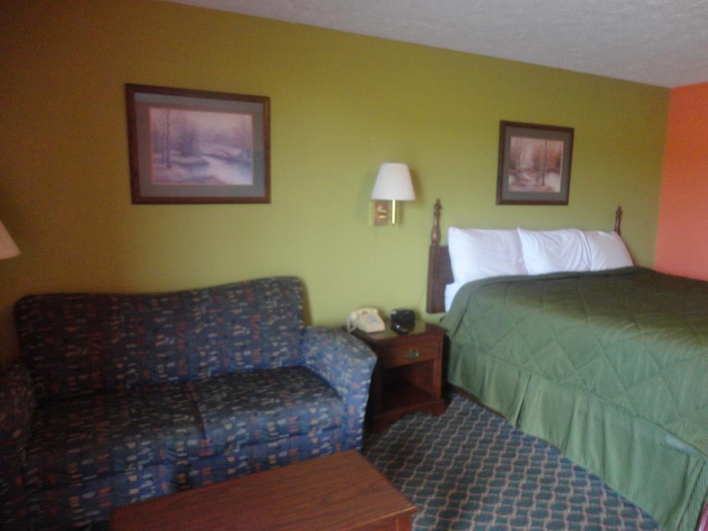 Royal Inn & Suites Туника Номер фото